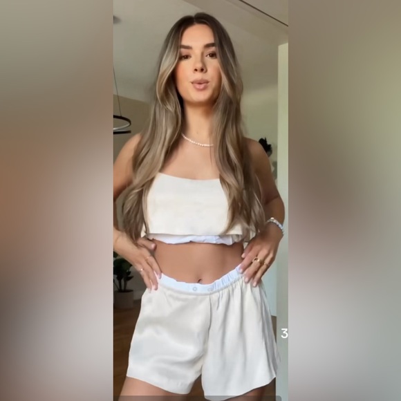 Co-Ord Set SATIN EFFECT CROP TOP and SATIN EFFECT POPLIN TRIM SHORTS - Picture 15 of 16